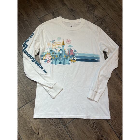 Walt Disney World Magic Kingdom Long Sleeve Shirt Size Small - Picture 2 of 7